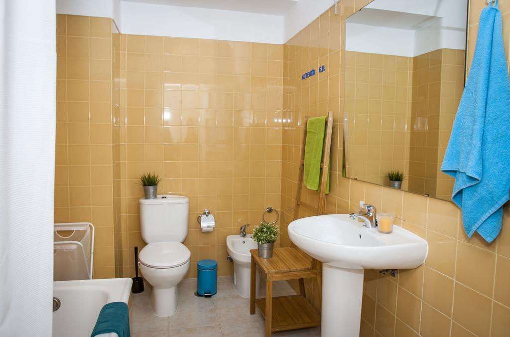 Autentik Guest House Lisbon Bagian luar foto